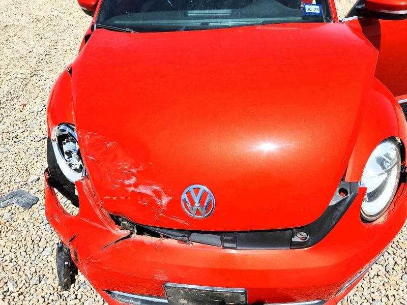 2019 VOLKSWAGEN BEETLE S 11