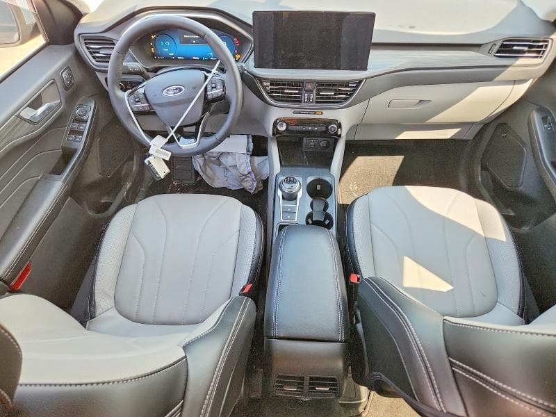 2025 FORD ESCAPE 8