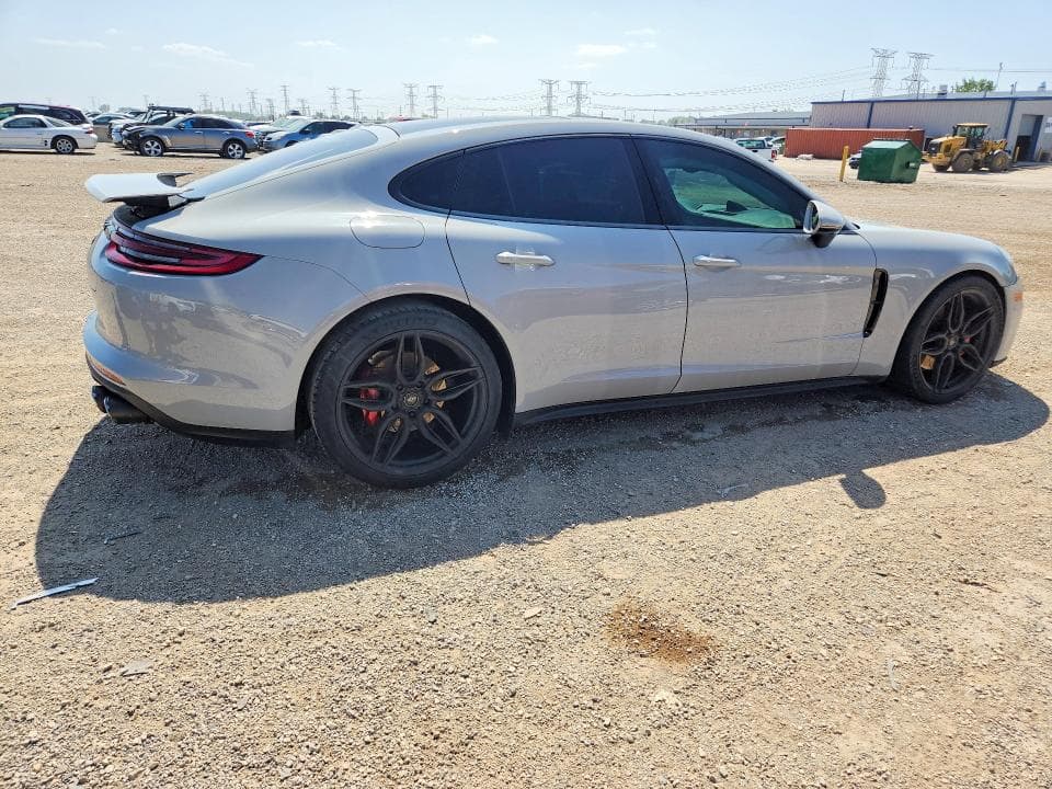2018 PORSCHE PANAMERA 4S 3