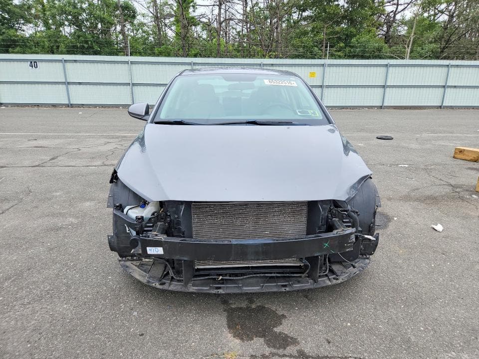 2018 HYUNDAI ELANTRA SE 5