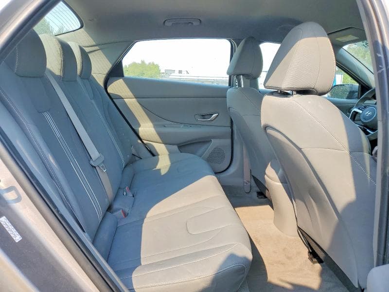 2023 HYUNDAI ELANTRA SEL 10