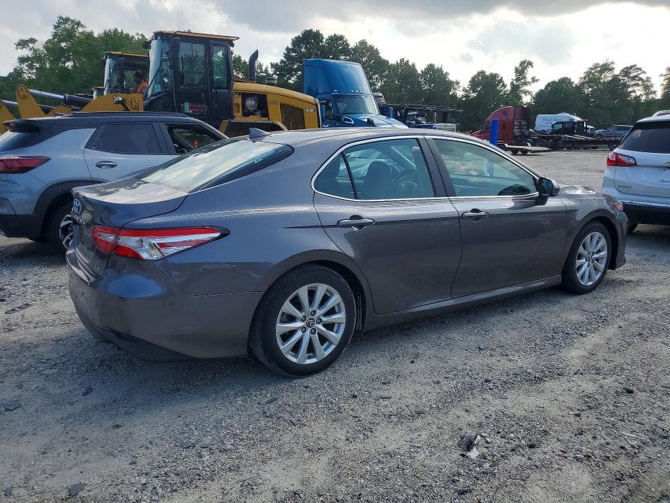 2019 TOYOTA CAMRY LE 3