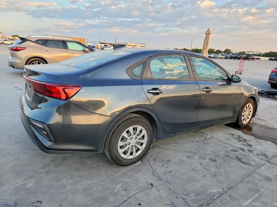 2019 KIA FORTE FE 3