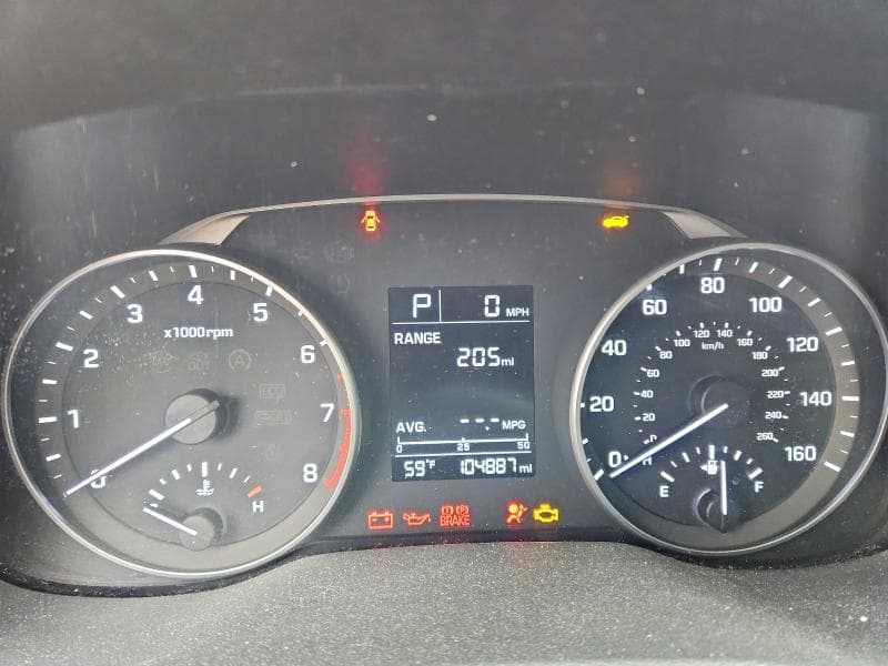 2017 HYUNDAI ELANTRA SE 9