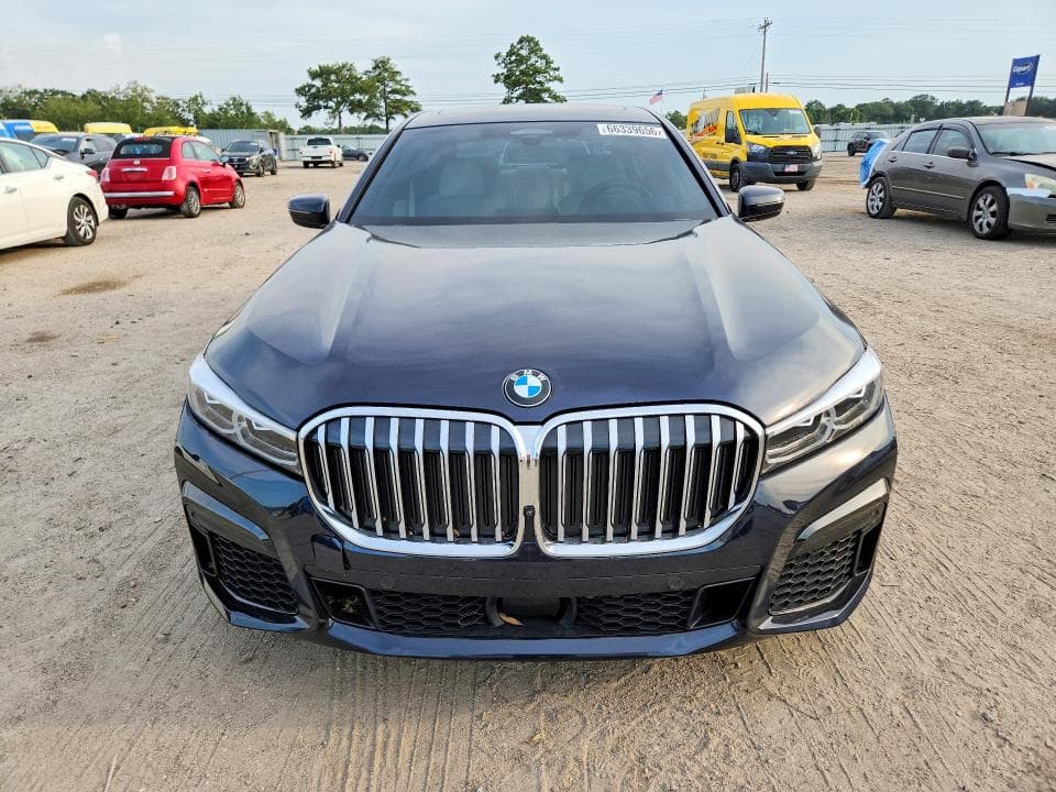 2021 BMW 750 XI 5