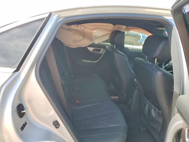 2017 INFINITI QX70 BASE 10