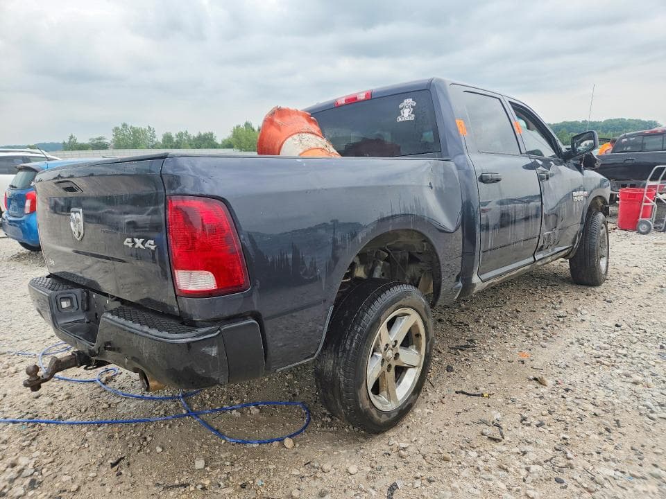 2017 RAM 1500 ST 3