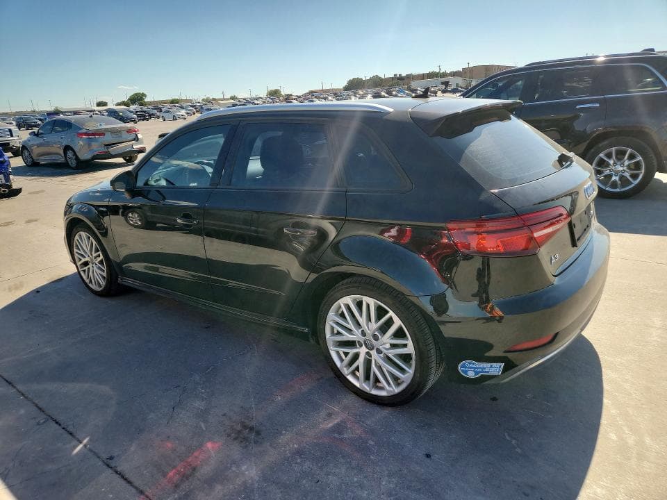 2018 AUDI A3 E-TRON PREMIUM 2