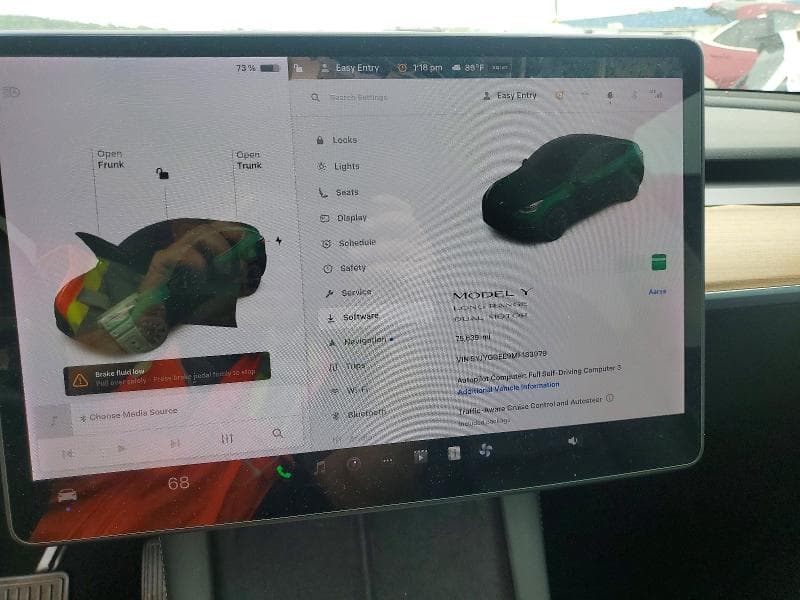 2021 TESLA MODEL Y 9
