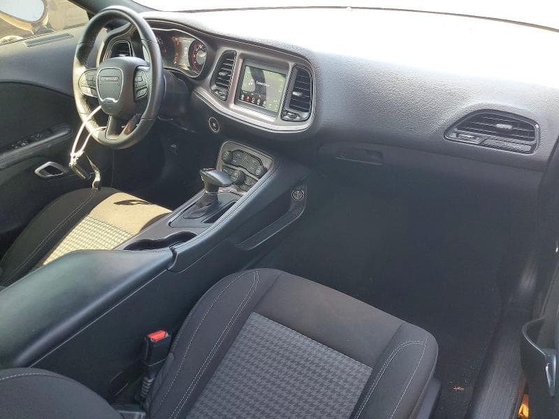 2023 DODGE CHALLENGER SXT 8