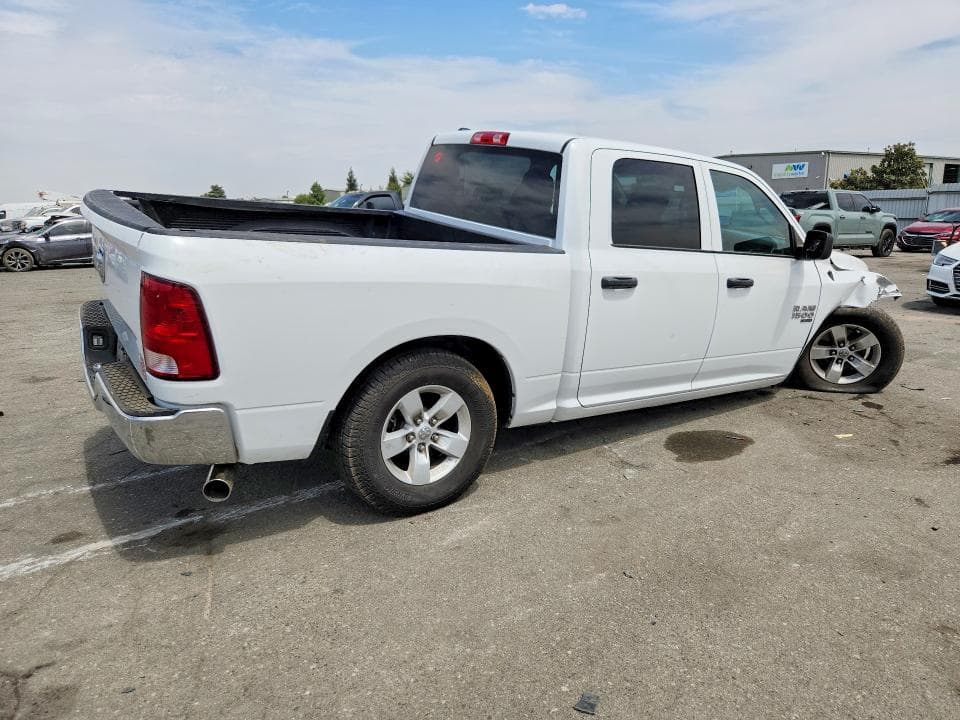 2022 RAM 1500 CLASSIC SLT 3