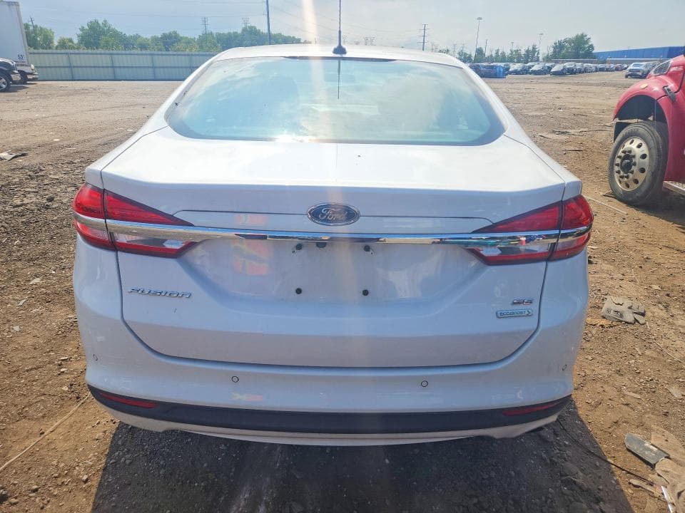2017 FORD FUSION SE 6