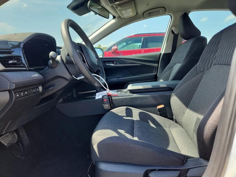 2025 TOYOTA CAMRY LE 7