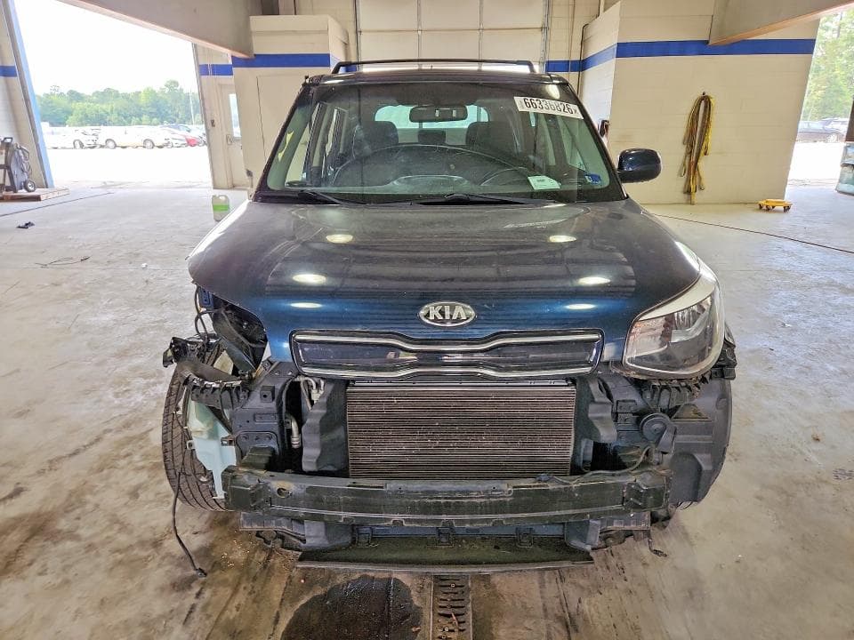 2019 KIA SOUL + 5