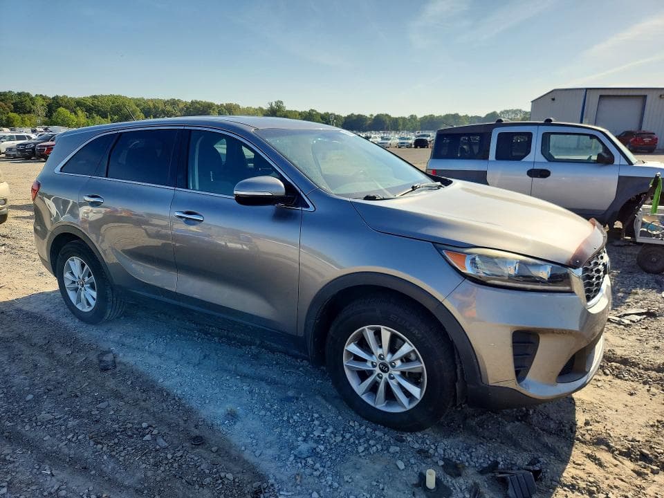 2019 KIA SORENTO L 4