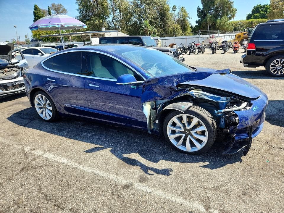 2020 TESLA MODEL 3 4