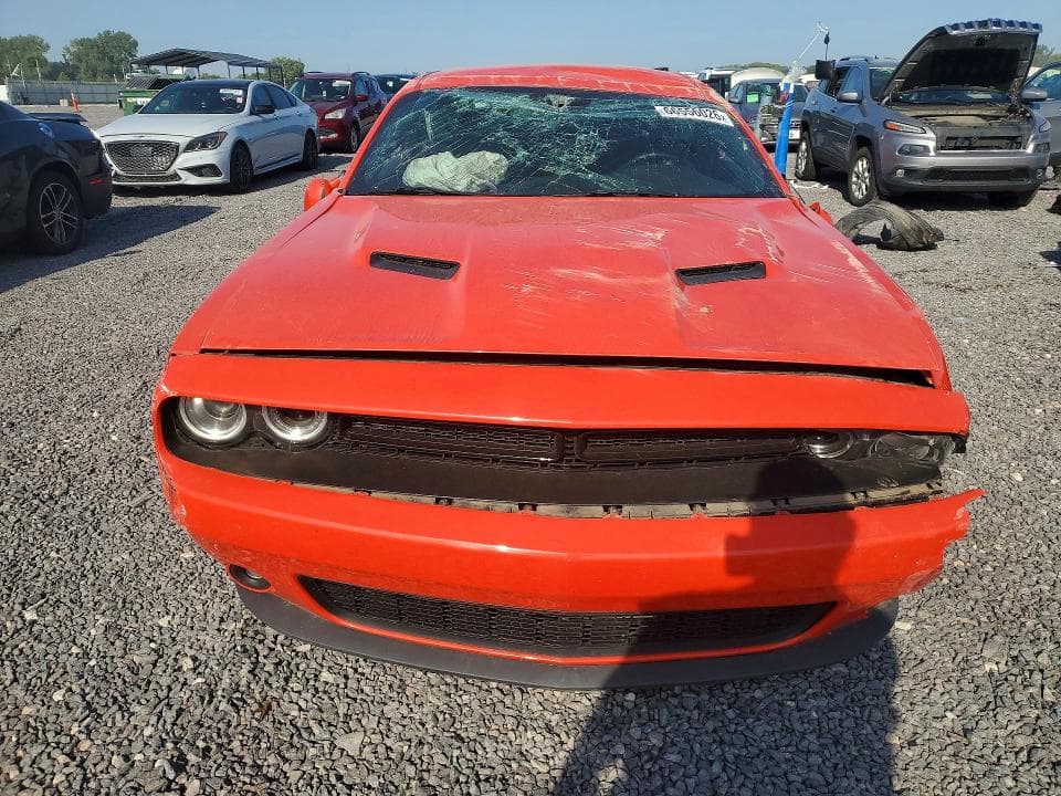 2020 DODGE CHALLENGER SXT 5