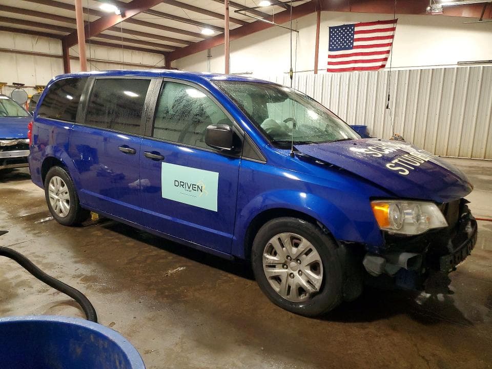 2019 DODGE GRAND CARAVAN SE 4
