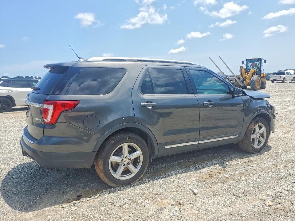 2018 FORD EXPLORER XLT 3
