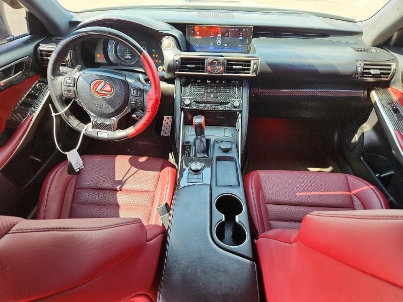2018 LEXUS IS 300 8