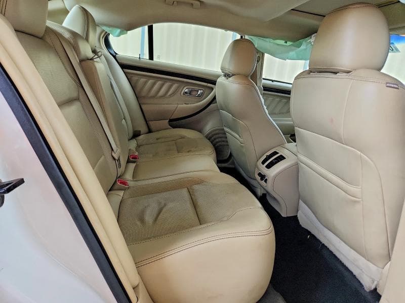 2018 FORD TAURUS LIMITED 10