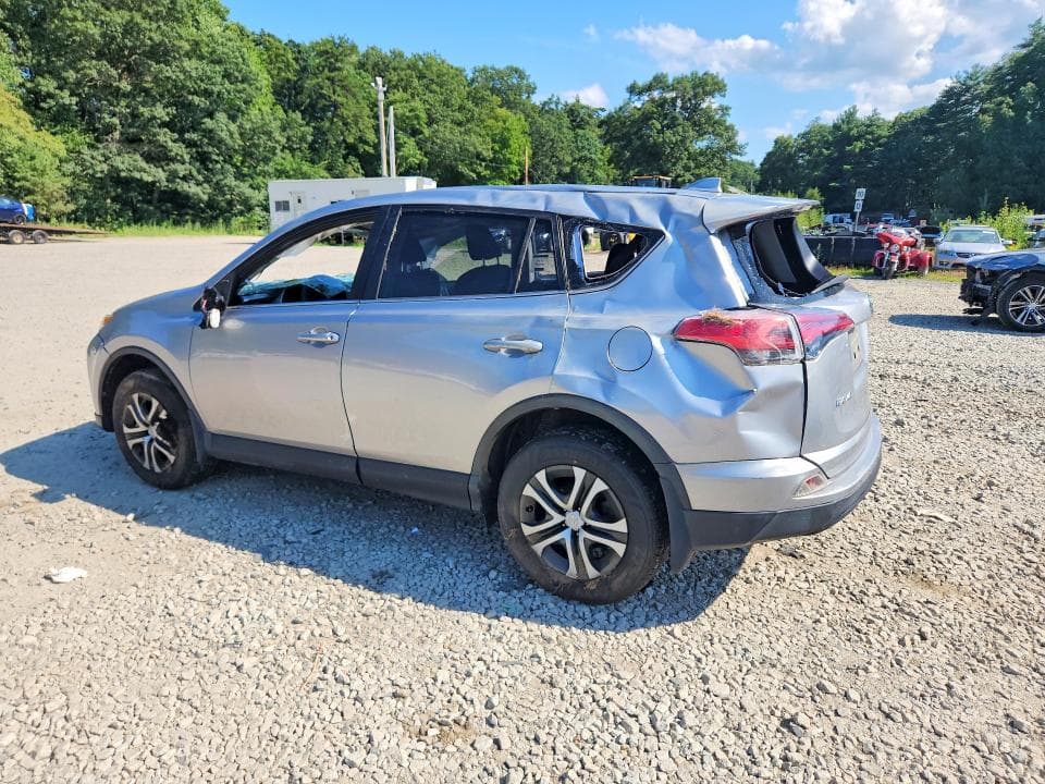 2018 TOYOTA RAV4 LE 2