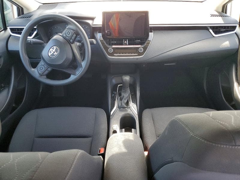 2025 TOYOTA COROLLA LE 8