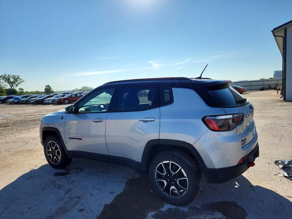 2024 JEEP COMPASS TRAILHAWK 2