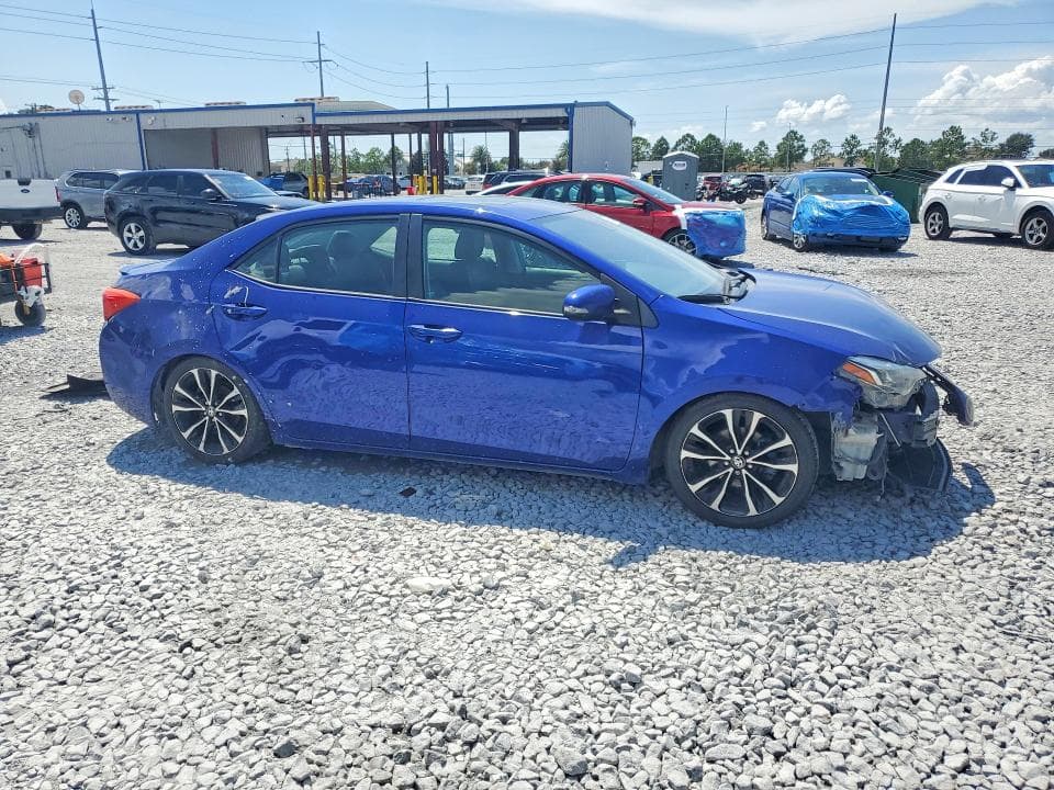 2018 TOYOTA COROLLA SE 4