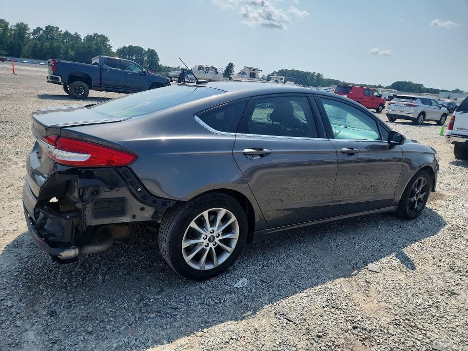 2017 FORD FUSION SE 3