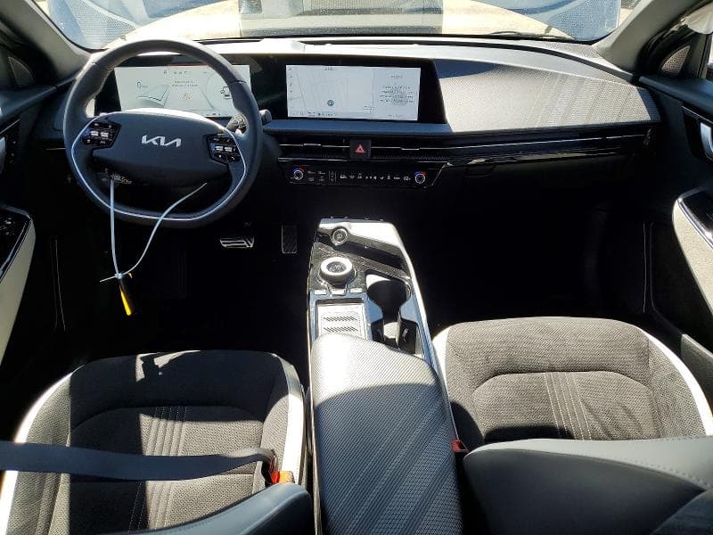 2024 KIA EV6 GT LINE 8