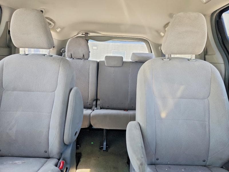 2017 TOYOTA SIENNA L 7-PASSENGER 10