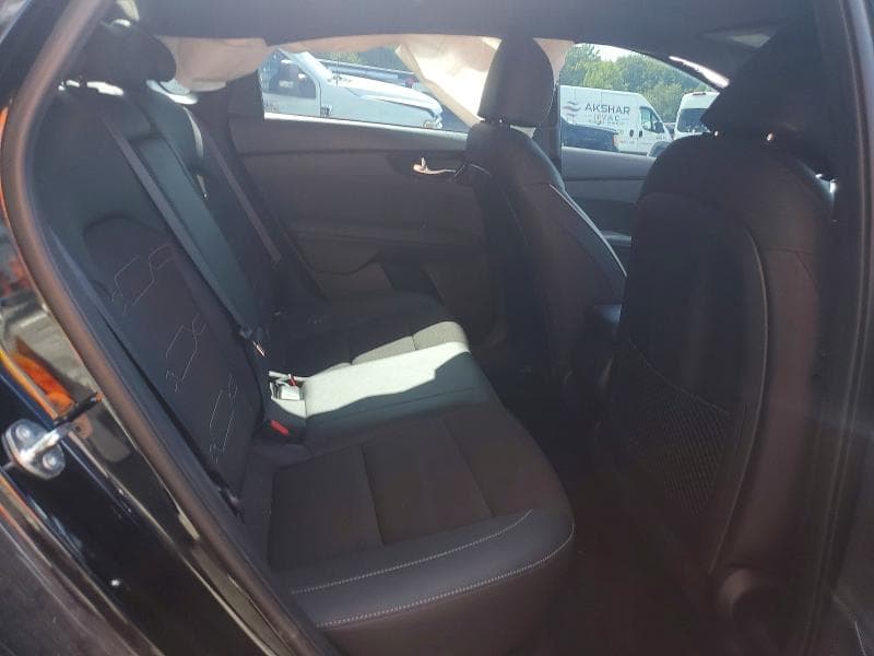 2024 KIA FORTE GT LINE 10