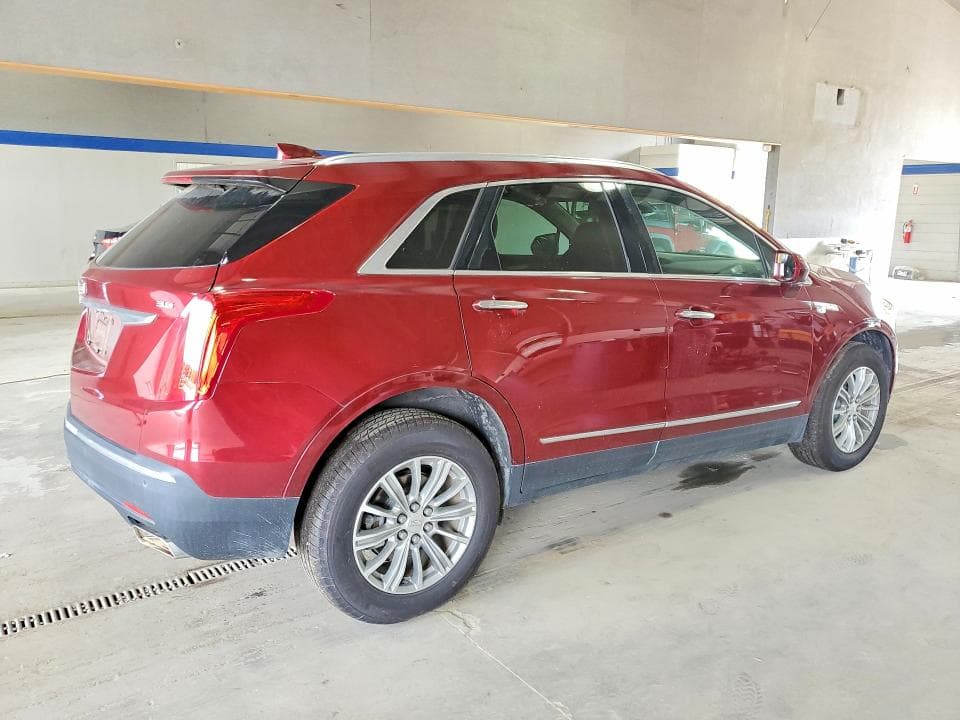 2017 CADILLAC XT5 LUXURY 3