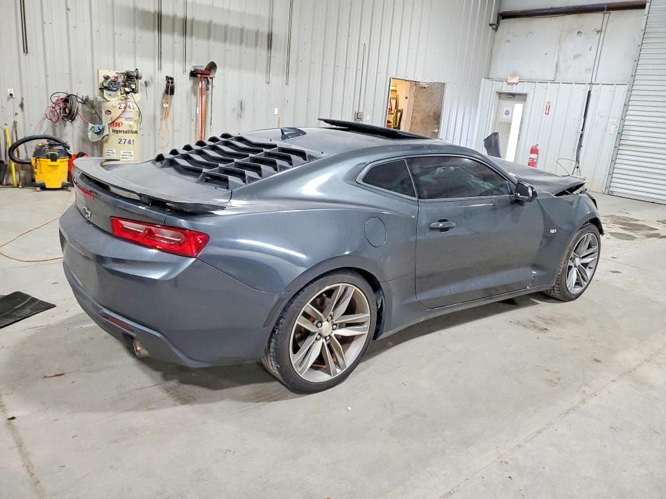 2018 CHEVROLET CAMARO LT 3