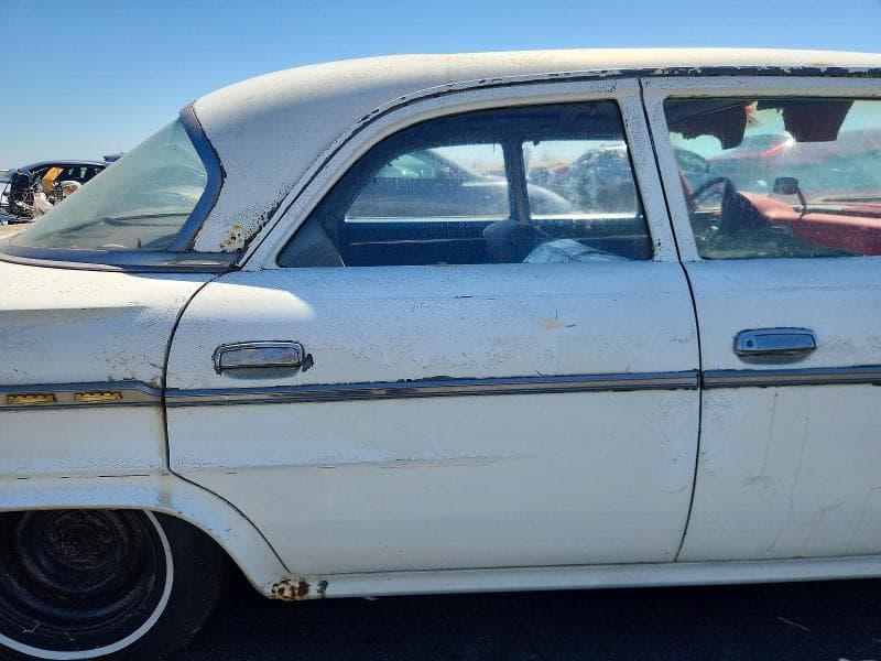 1962 CHRYSLER NEWPORT 10