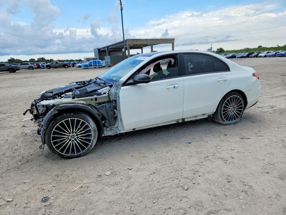 2024 MERCEDES-BENZ C 300