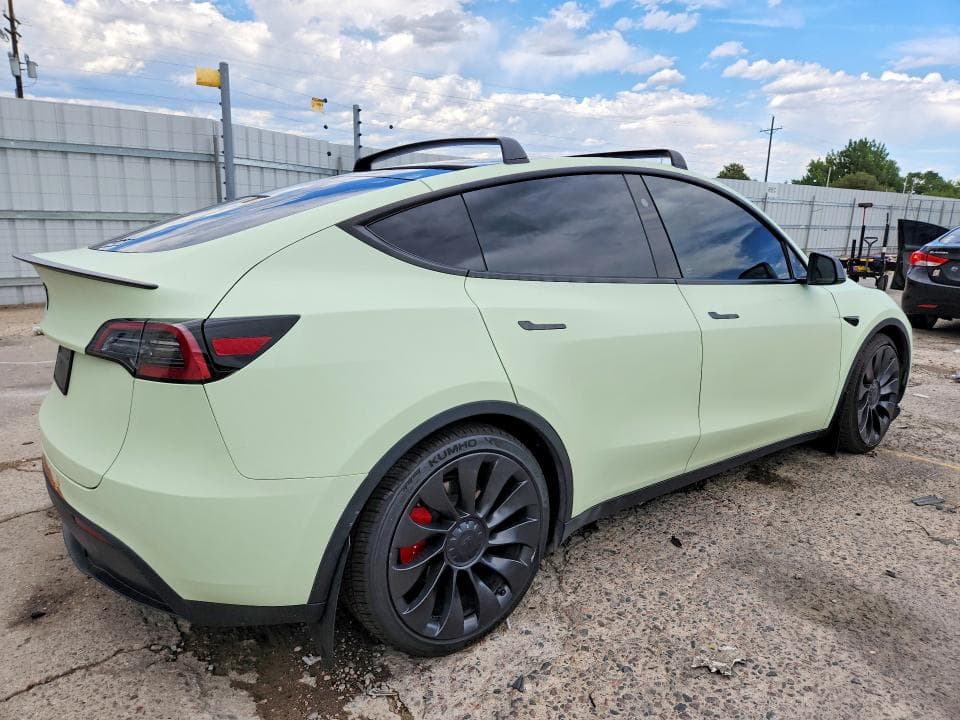 2023 TESLA MODEL Y 3