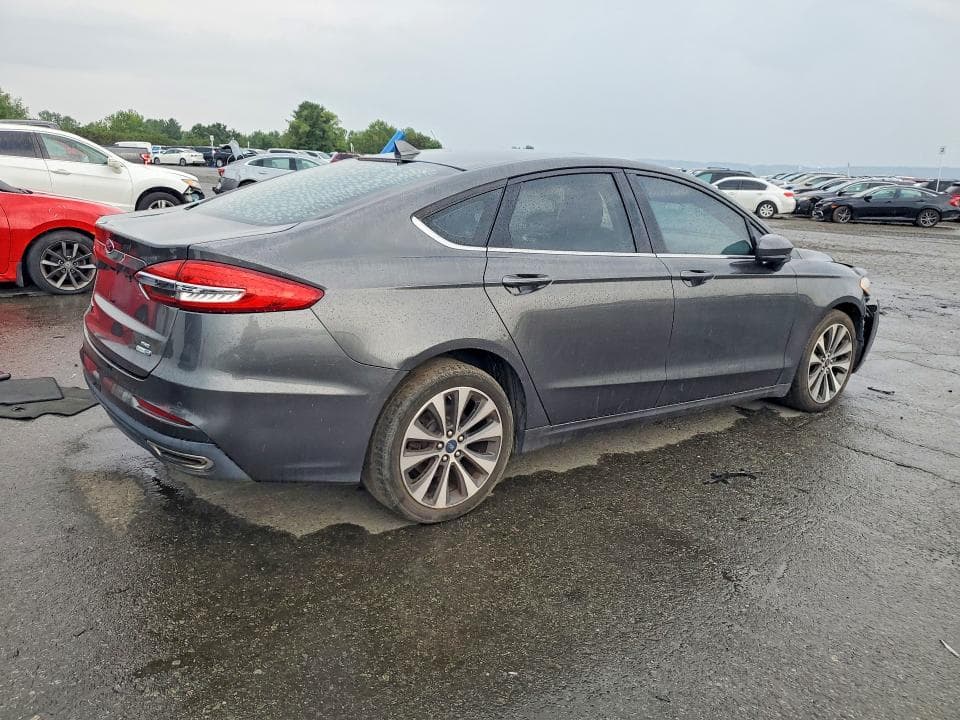 2019 FORD FUSION SE 3