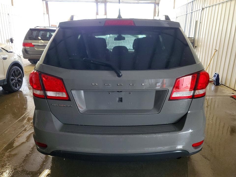 2019 DODGE JOURNEY SE 6