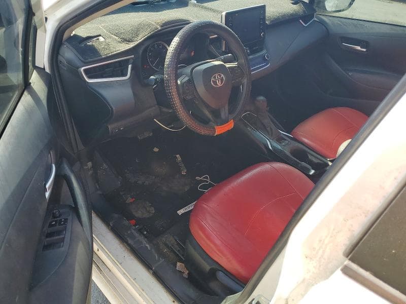 2020 TOYOTA COROLLA LE 8
