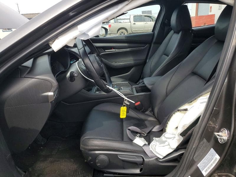 2021 MAZDA 3 SELECT 7