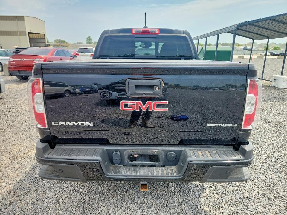 2019 GMC CANYON DENALI 6