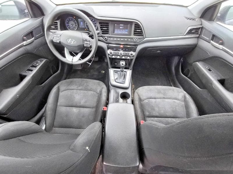 2020 HYUNDAI ELANTRA SE 8