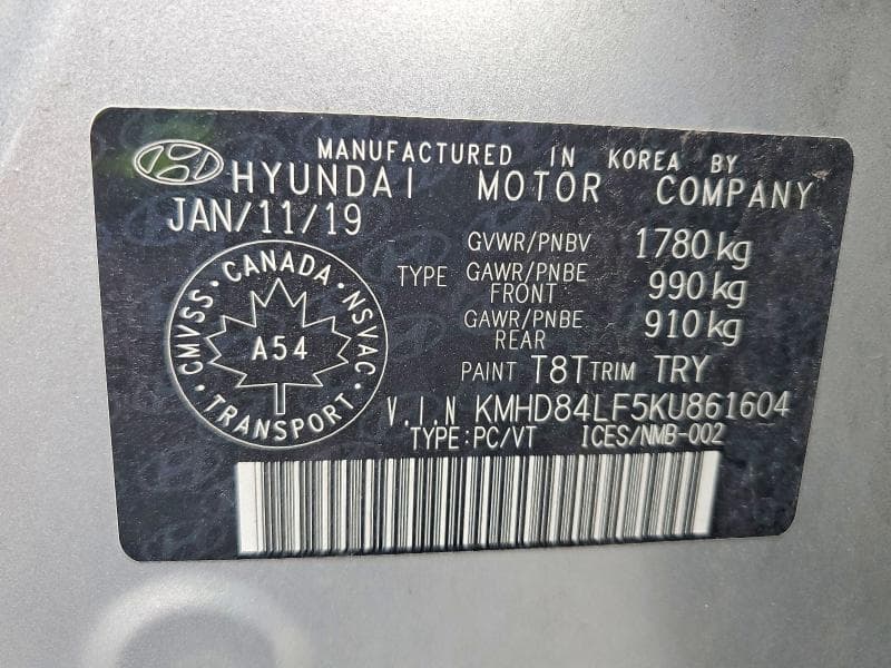 2019 HYUNDAI ELANTRA SE 13