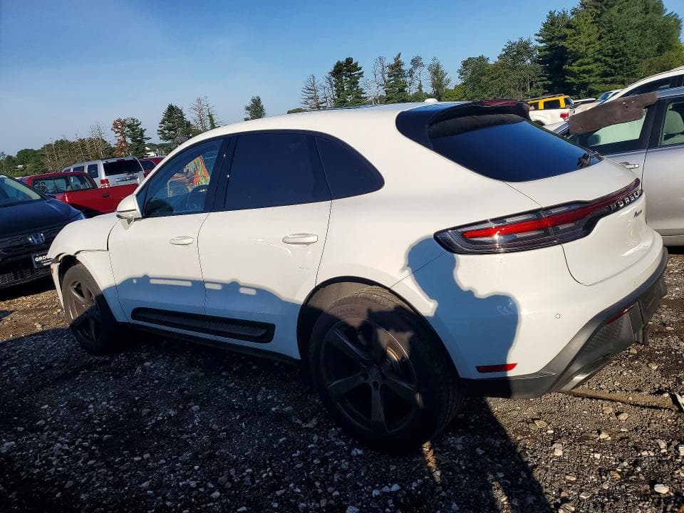 2022 PORSCHE MACAN 2