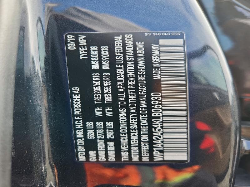 2019 PORSCHE MACAN 12