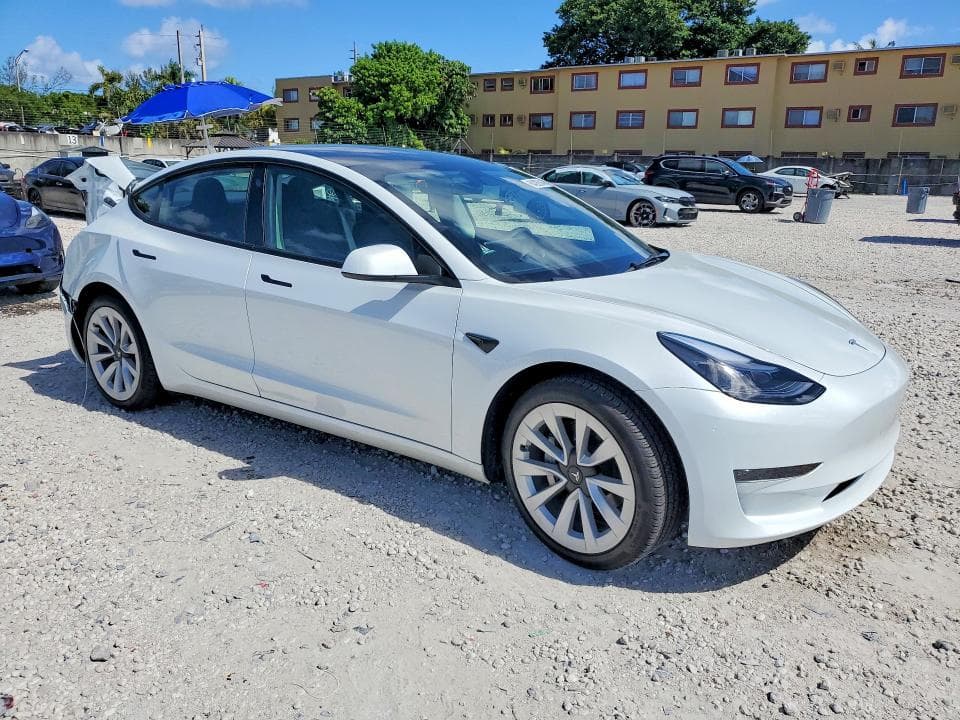 2023 TESLA MODEL 3 4