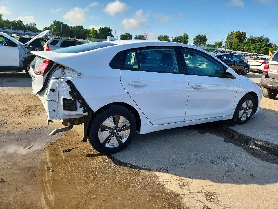 2021 HYUNDAI IONIQ BLUE 3