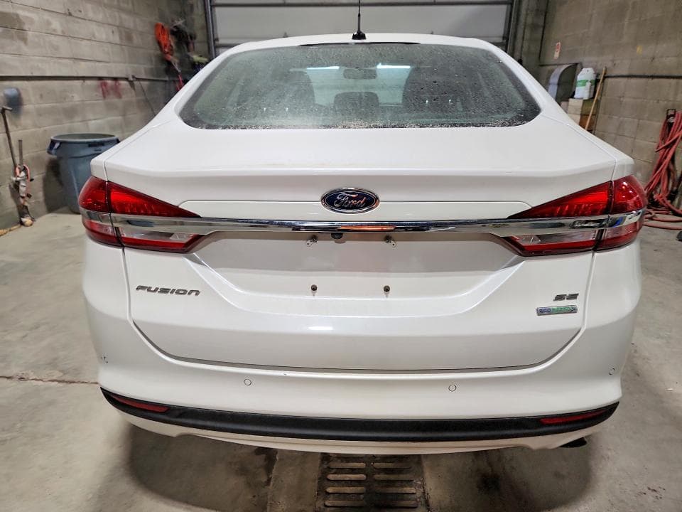 2017 FORD FUSION SE 6